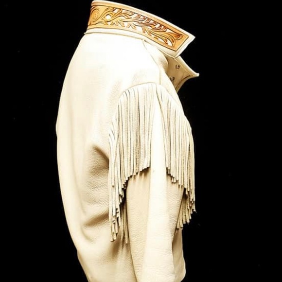 Custom Duncan Vezain Buckskin jacket with carved collar and cuffs and fringe. - Picture 4 of 4